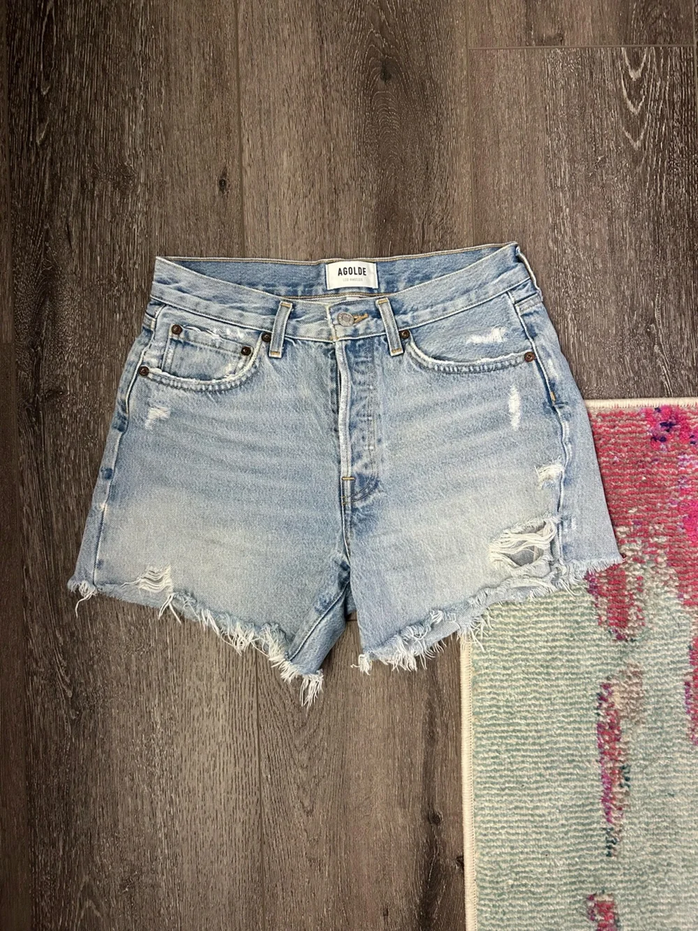 Agolde Parker Long Distressed Denim Shorts in Swapmeet - Picture 2 of 5